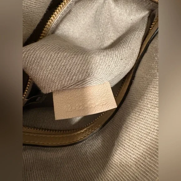 CHLOE
Marcie Medium, Motty Grey Suede - Picture 7 of 16